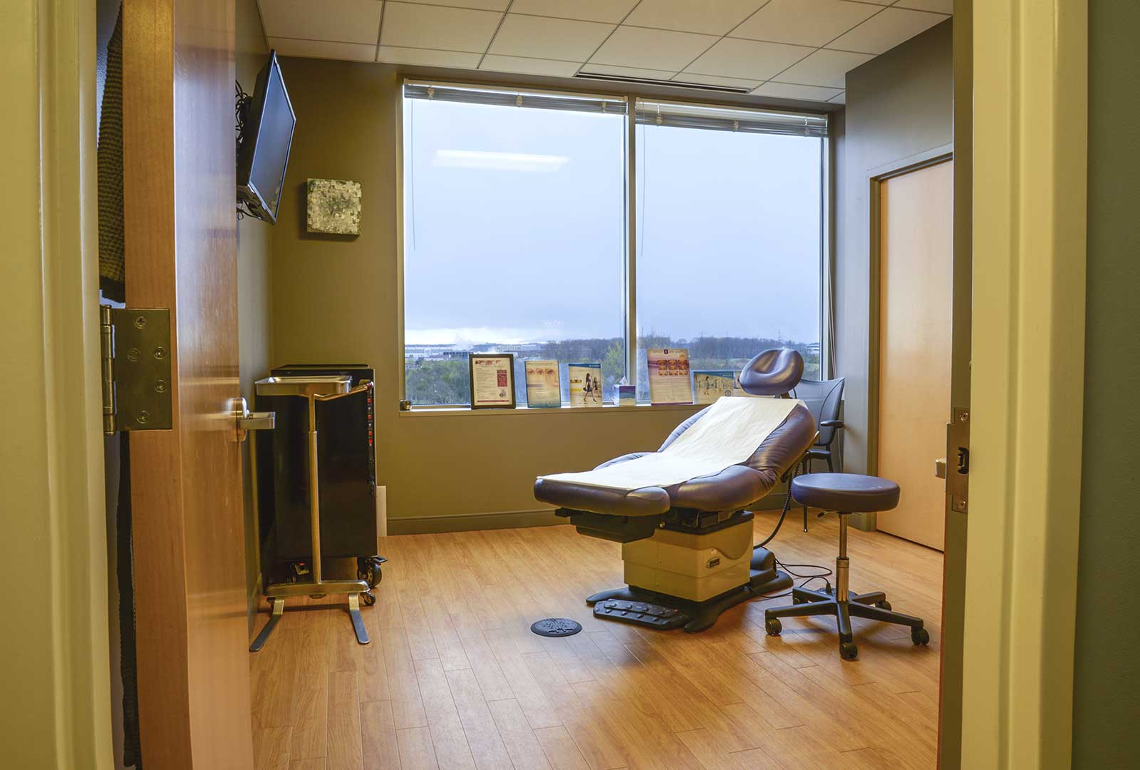 Plastic Surgery & Vein Center Near Me Dr. Mountcastle's Office